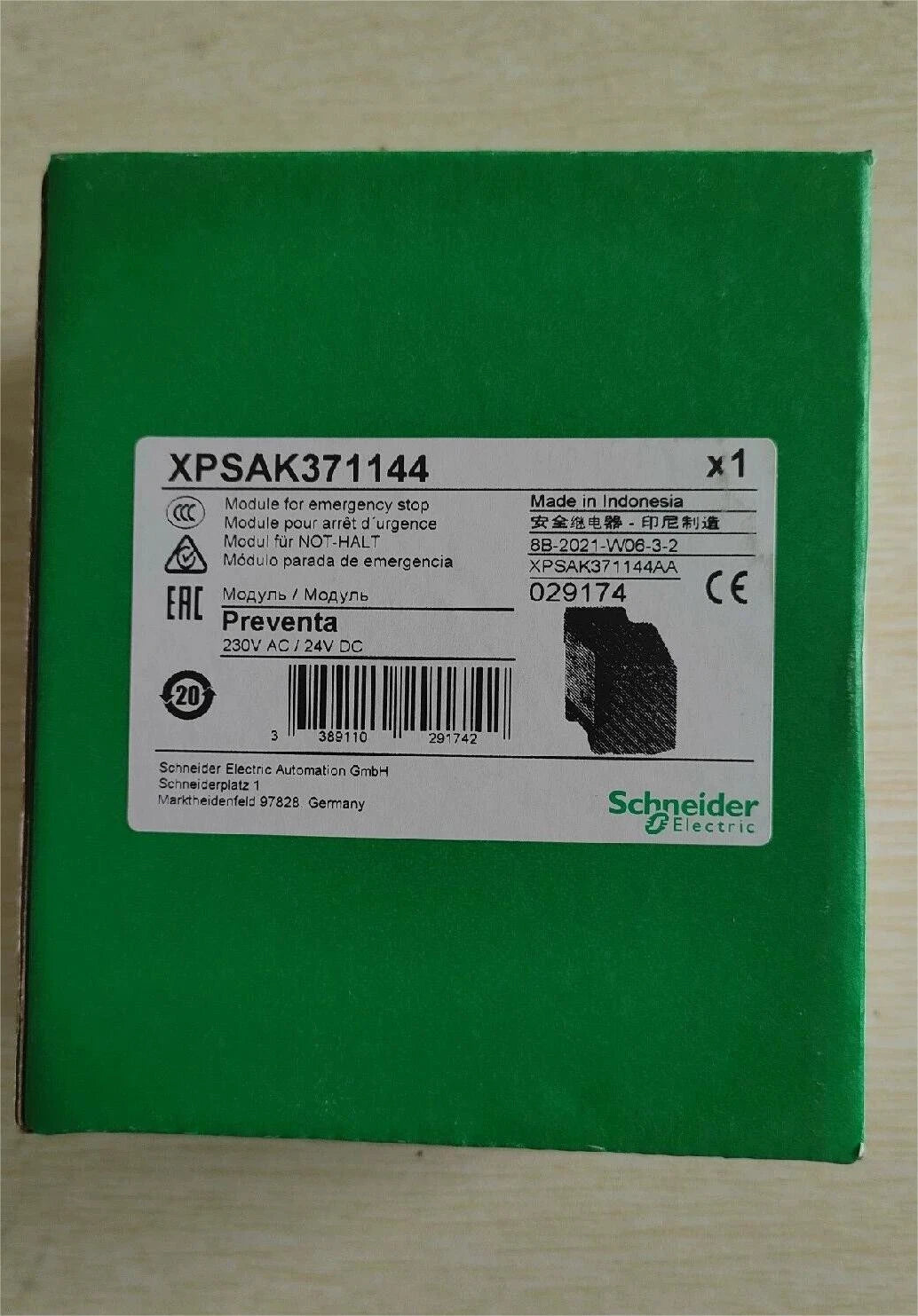 SCHNEIDER   XPSAK371144  MODULE FOR EMERGENCY STOP 230VAC/24VDC  /F