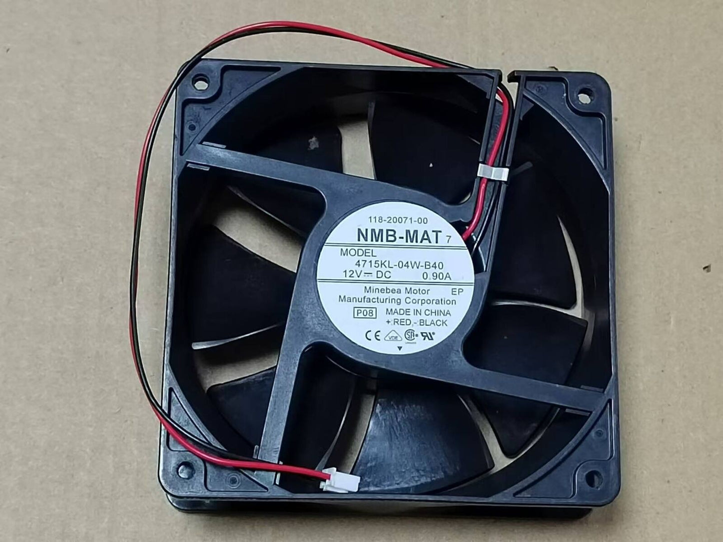 1pcs For NMB 4715KL-04W-B40 12CM 12V 0.90A cooling fan