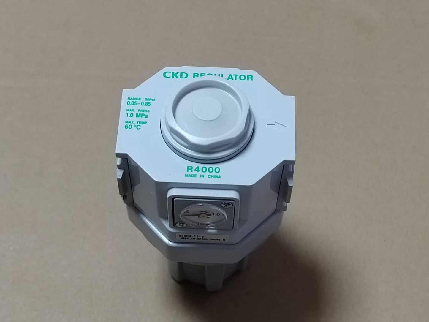 1pc CKD R4000-15-W   Pressure Reducing Valve Fast Delivery