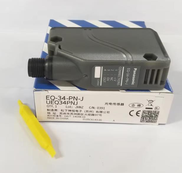 PANASONIC SUNX EQ-34-PN-J EQ34PNJ REFLECTIVE PHOTOELECTRIC SENSOR