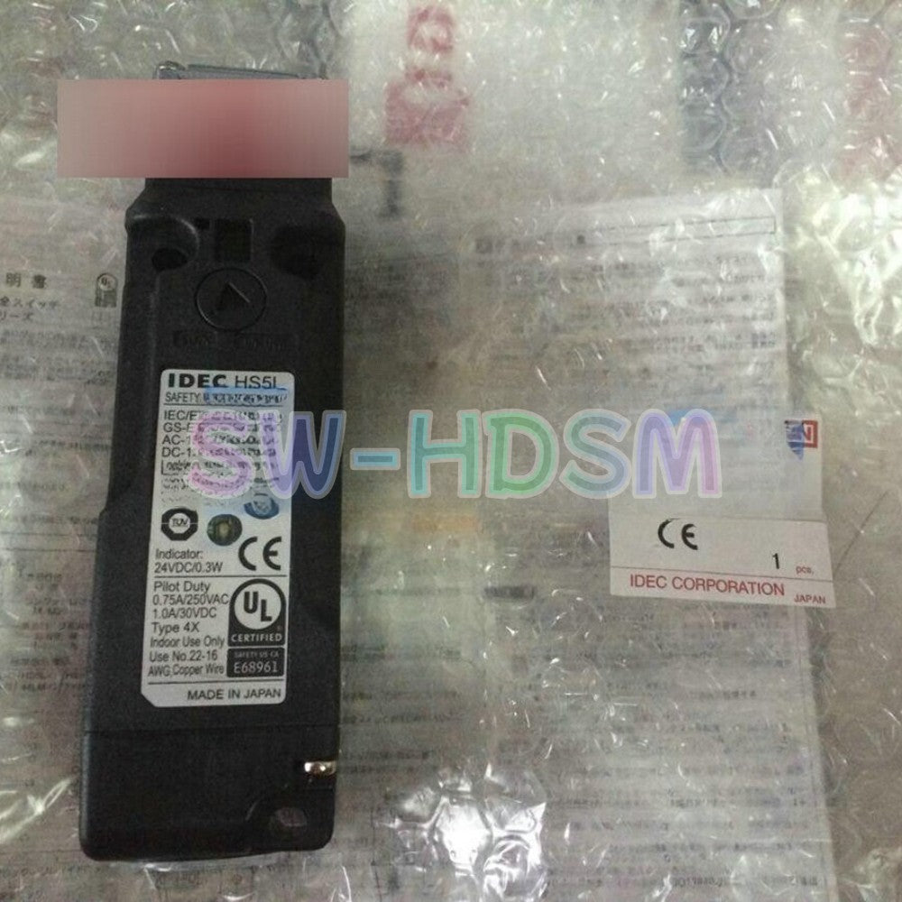 1PCS   FOR IDEC Electromagnetic Safety Switch HS5L-VD44M-G Freight Free