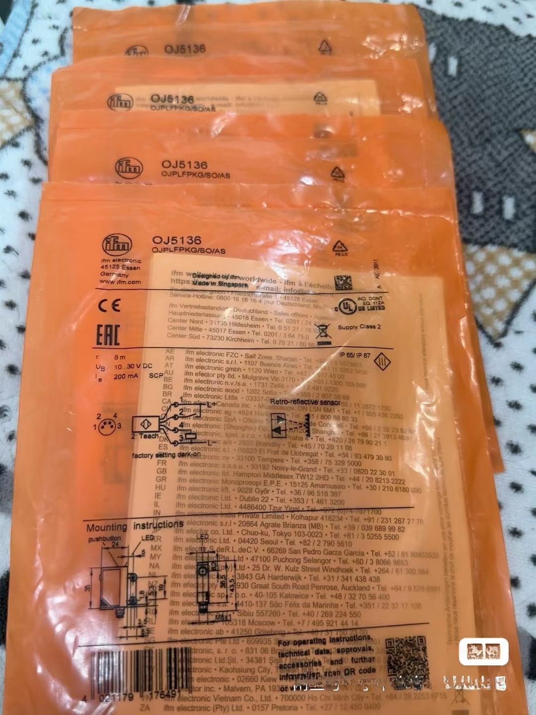 1pcs   IFM OJ5136 Laser Sensor