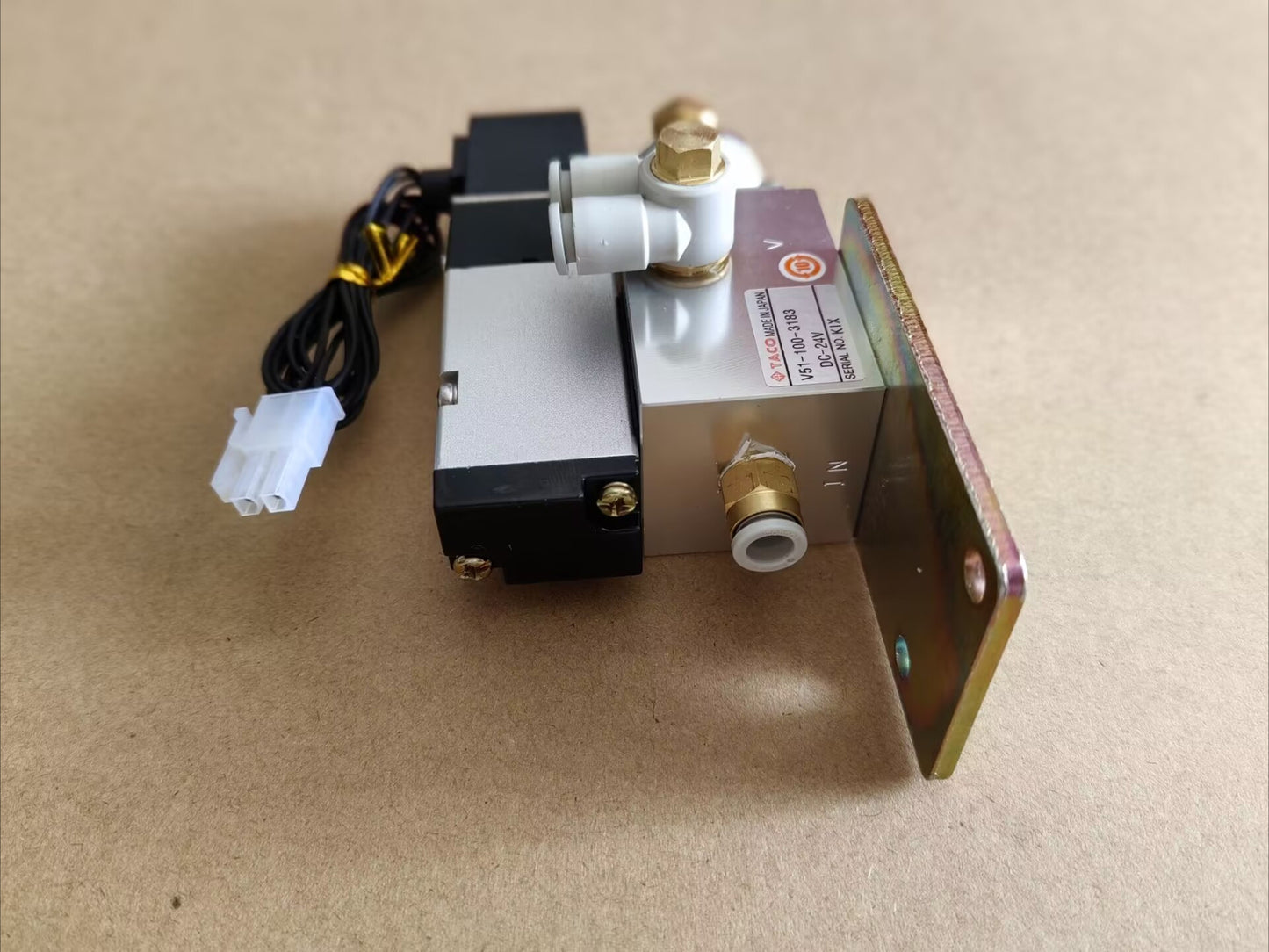 1PC  Vacuum Generator V51-100-3183 DC24V STAR Robotic Solenoid Valve