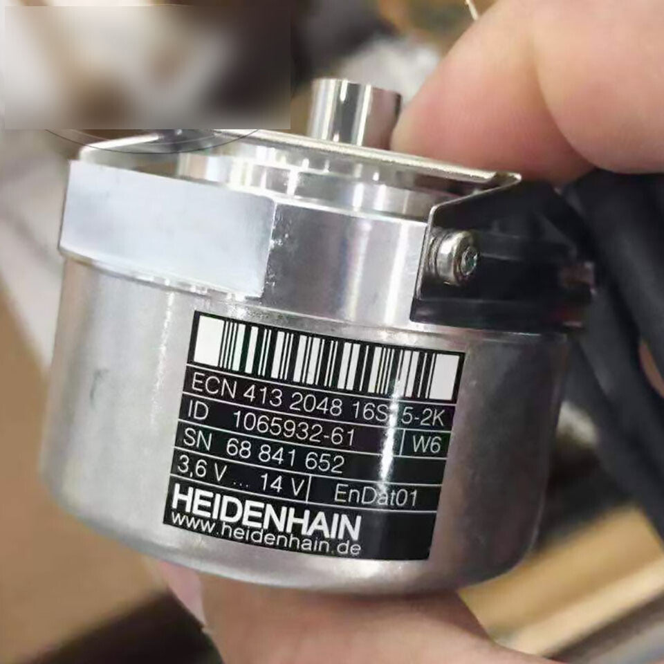 ONE  HEIDENHAIN ECN 413 2048 16S15-2K ID:1065932-61 Fast delivery