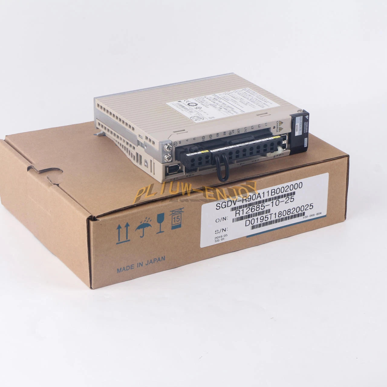 1PCS Yaskawa SGDV-R90A11B002000 servo driver /da #P