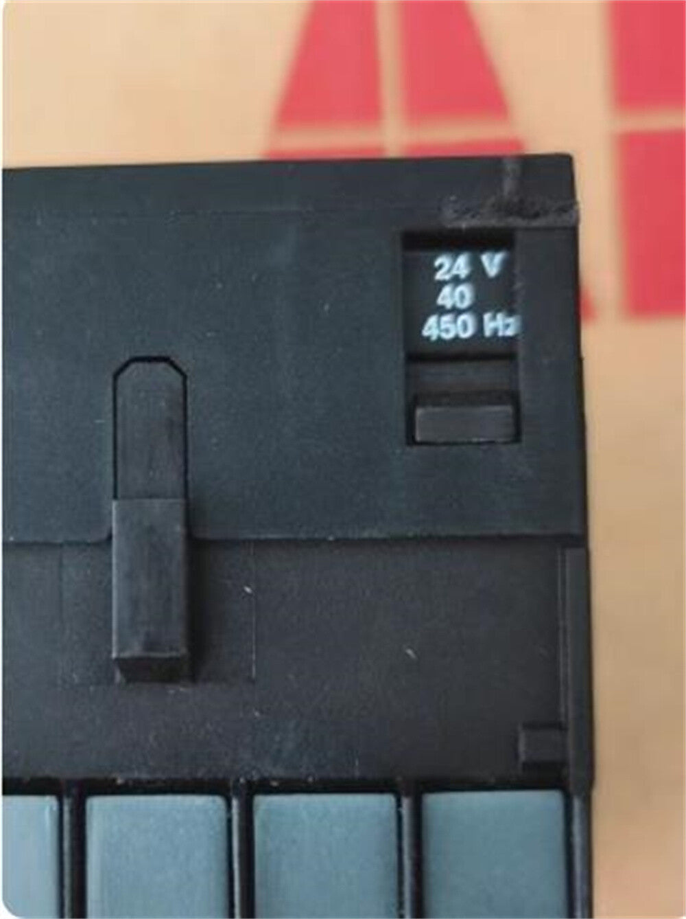 ABB Miniature Contactor B7-30-10-P Coil Voltage AC24V