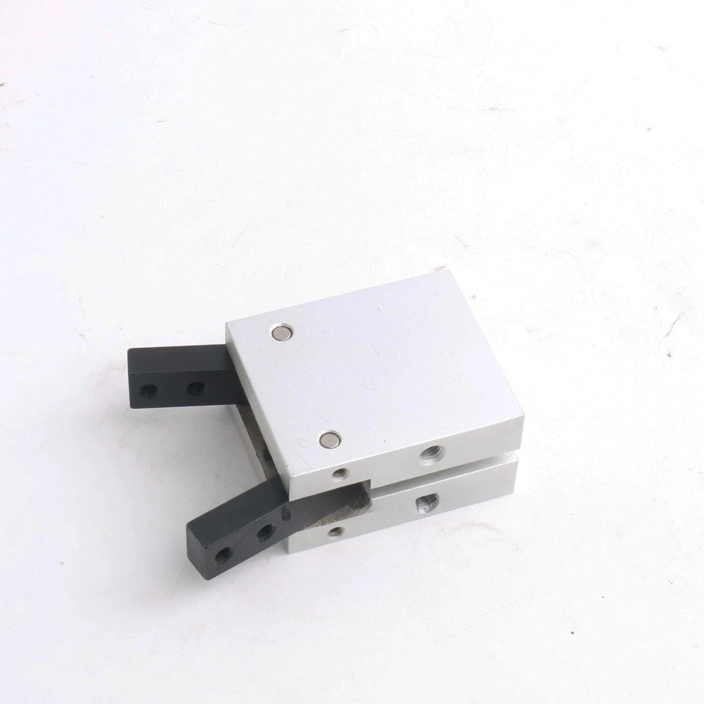 1PCS  FIT FOR CAMOZZI finger cylinder CGA-16