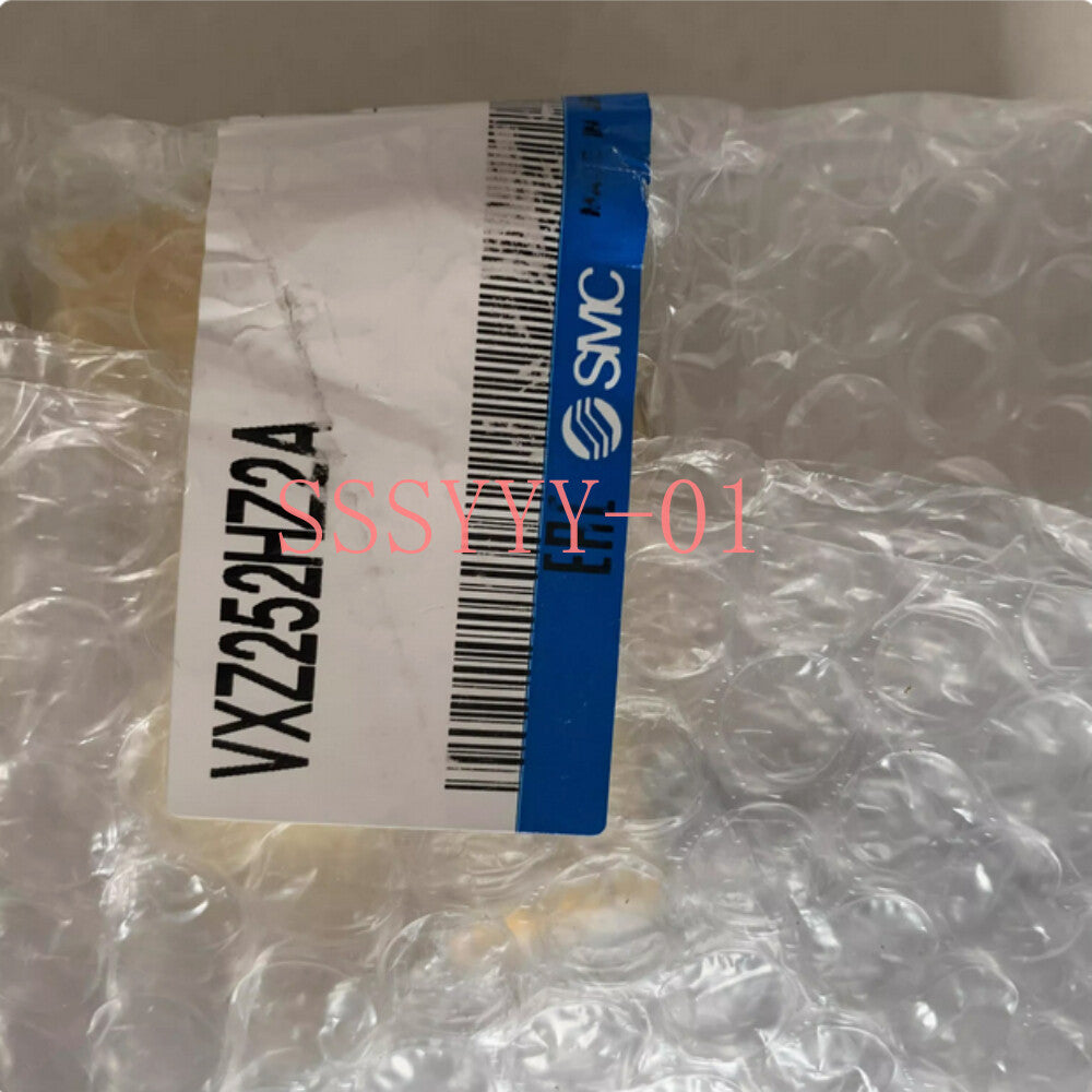 1PCS  for SMC solenoid valve VXZ242FZ2A Free shipping