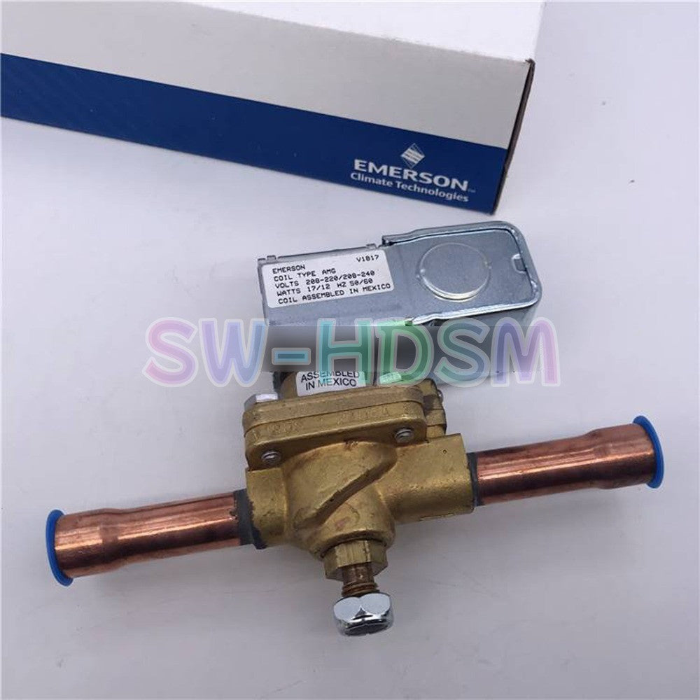 1PCS  for EMERSON COPELAND Solenoid Valve 240RA8T5T 240RA 8T5T Freight Free