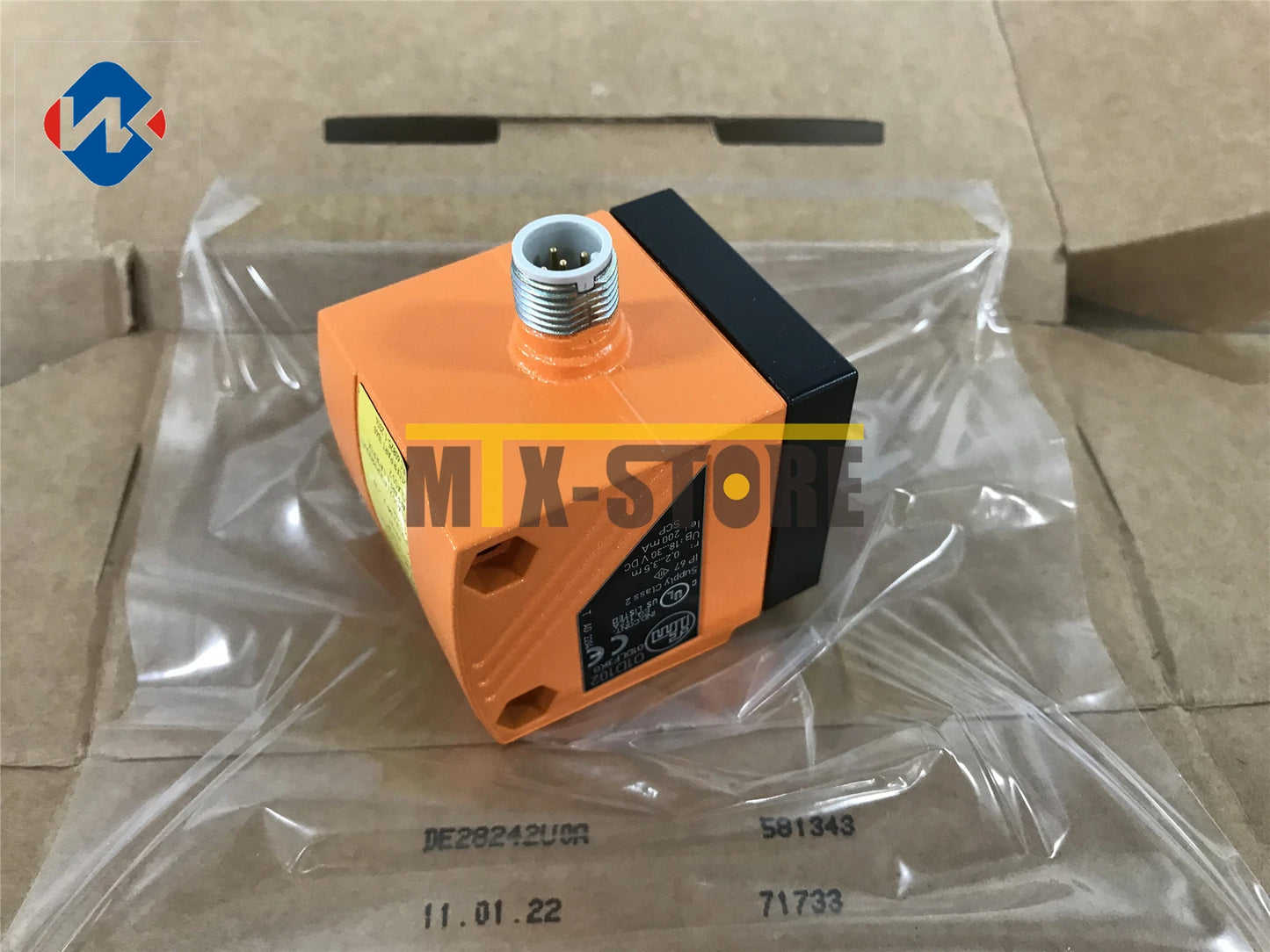 1PCS  IFM 01D102 O1D102 O1DLF3KG  Photoelectric Distance Sensor #P