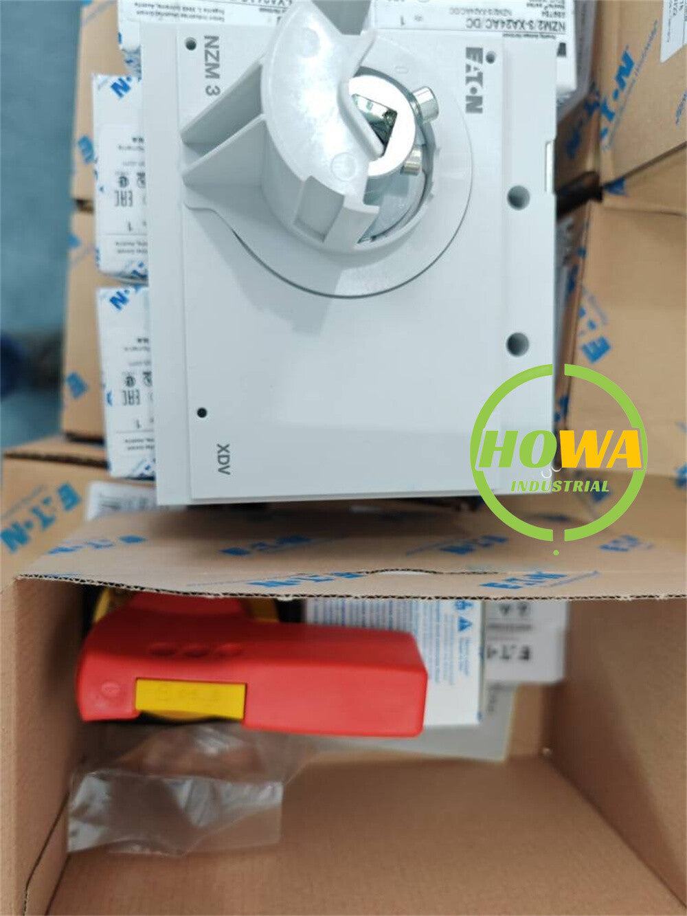 1/piece ETN NZM3-XTVDVR Circuit Breaker Door Interlock Function Rotary Handle