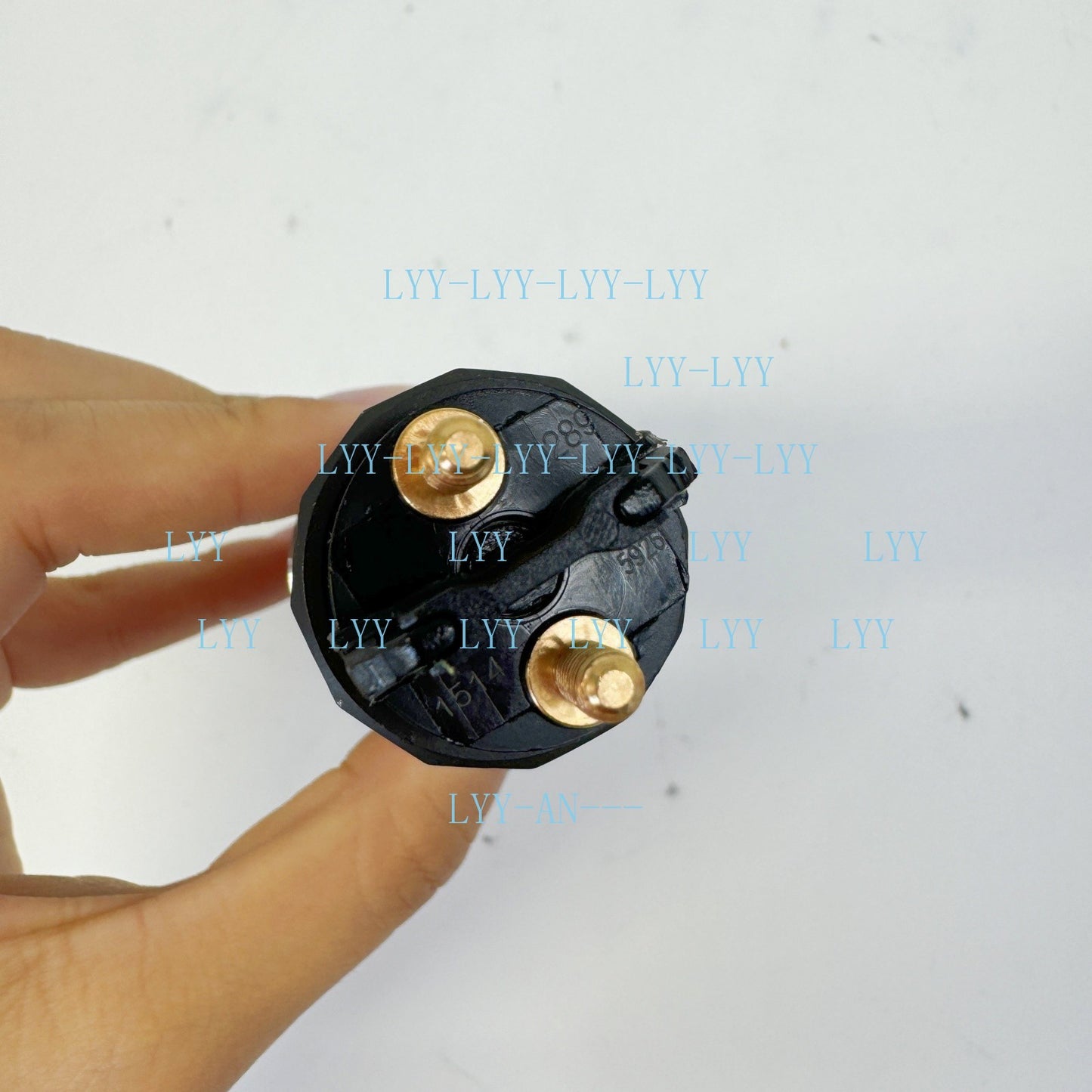 Fuel Injector For Bosch 0445120289 Cummins ISBe ISDe QSB6.7L 5268408 4946586