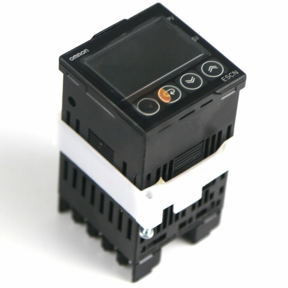 1pcs  OMRON E5CN-HR2M-500 Temperature Controller