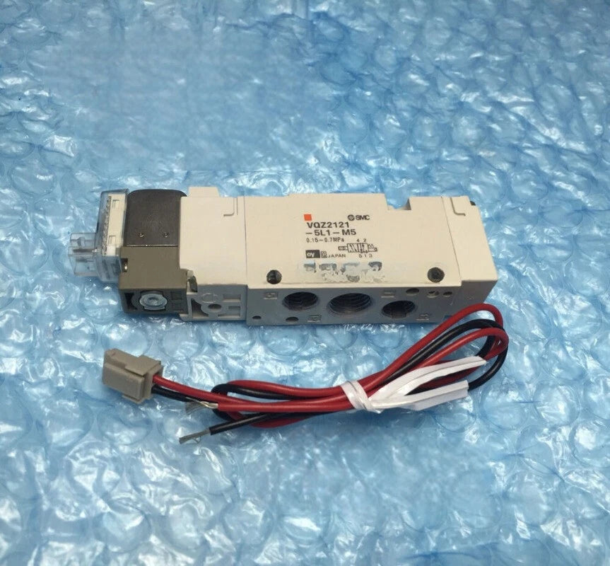 1PC  FIT FOR  solenoid valve VQZ212-5L1-C4