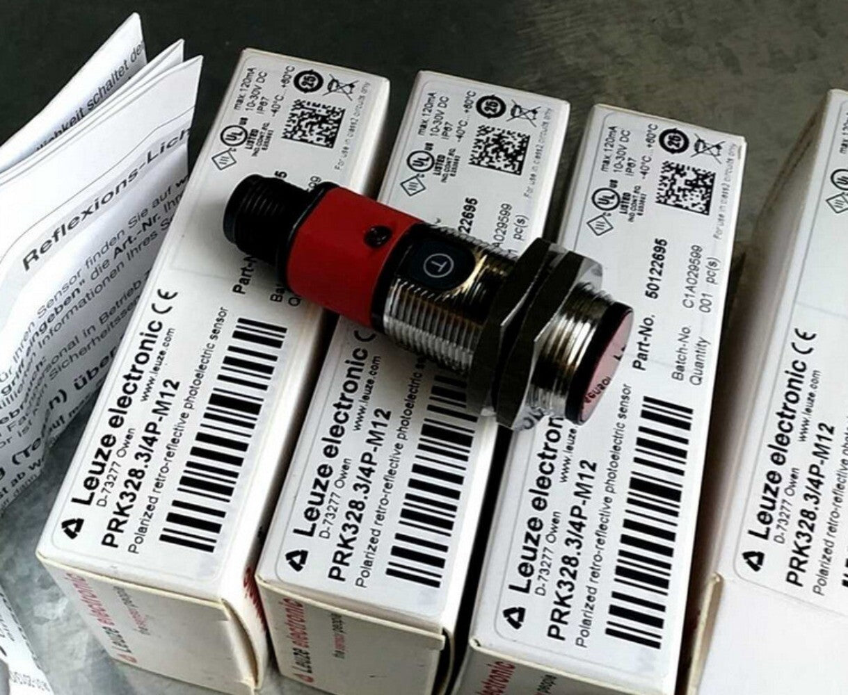 1PC  LEUZE PRK328.3/4P-M12 PHOTOELECTRIC SENSOR IN BOX