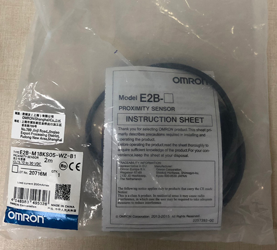 1pcs OMRON Proximity Sensor E2B-M18KS05-WZ-B1  E2B7416M