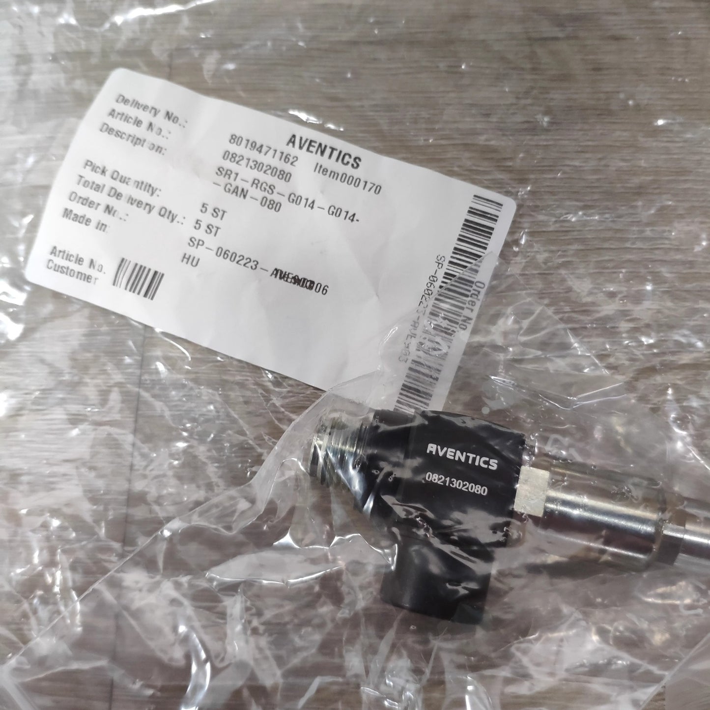 1pcs  AVENTICS Pressure Regulator 0821302080 G1/4 check valve