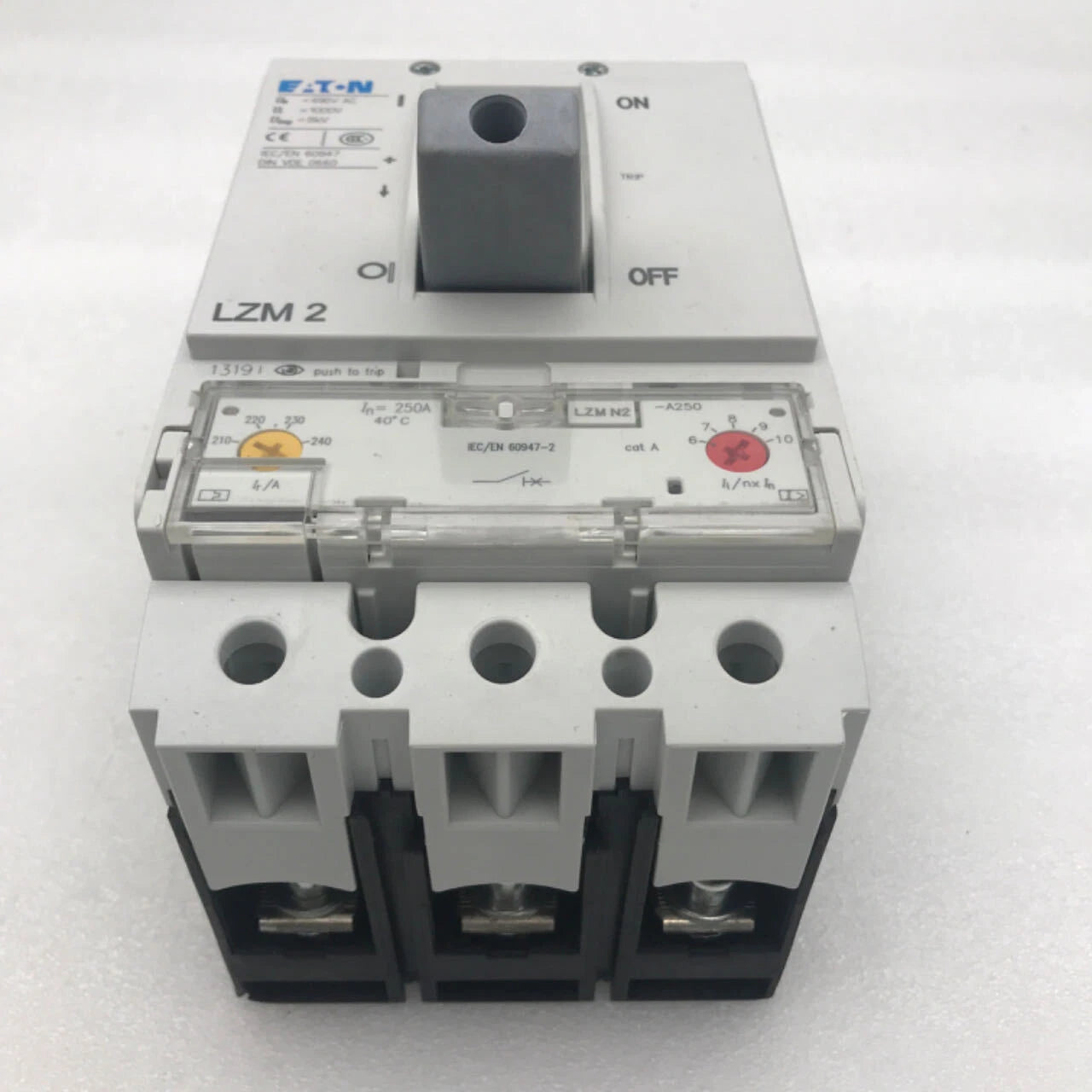 1PC  EATON LZMN2-A250 Circuit Breaker #P