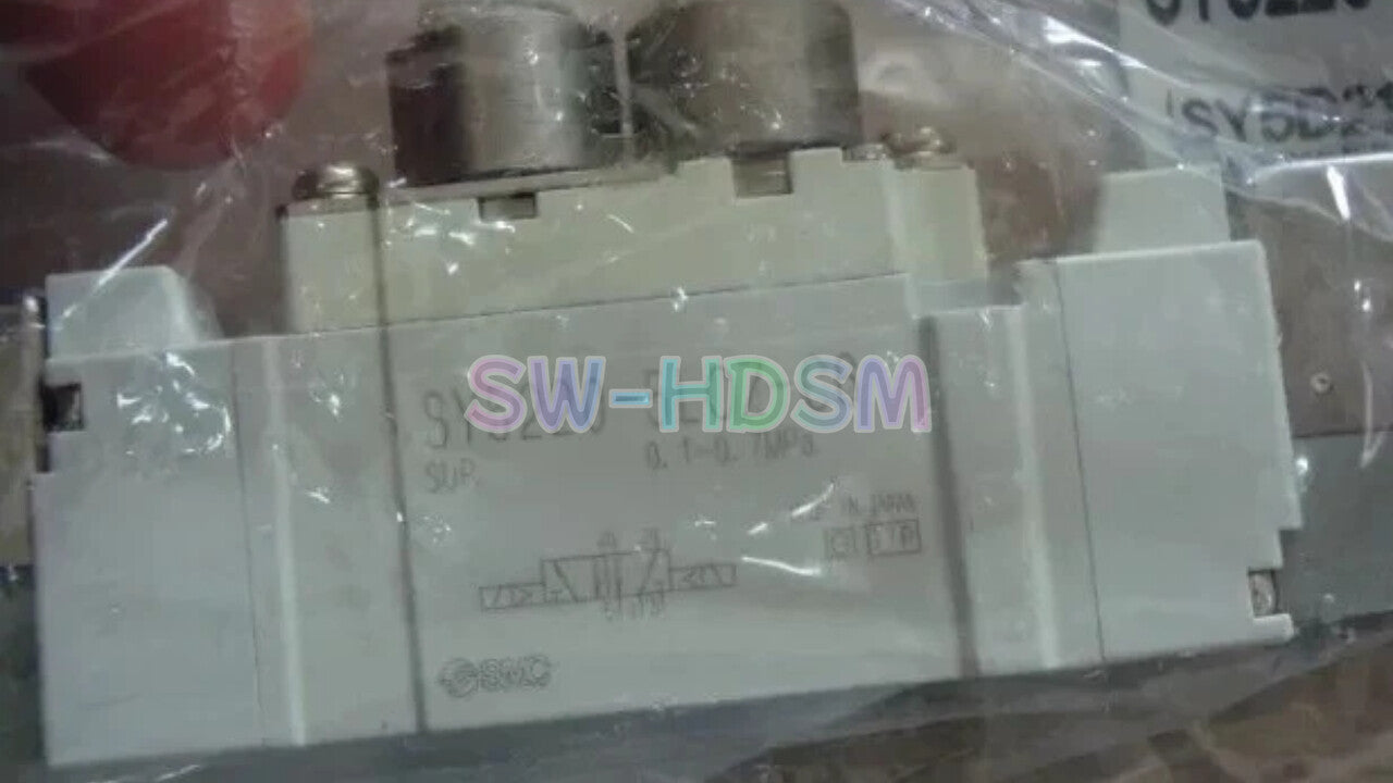 1PCS  For SMC SY5220-5LOZ-C6 Solenoid Valve freight free