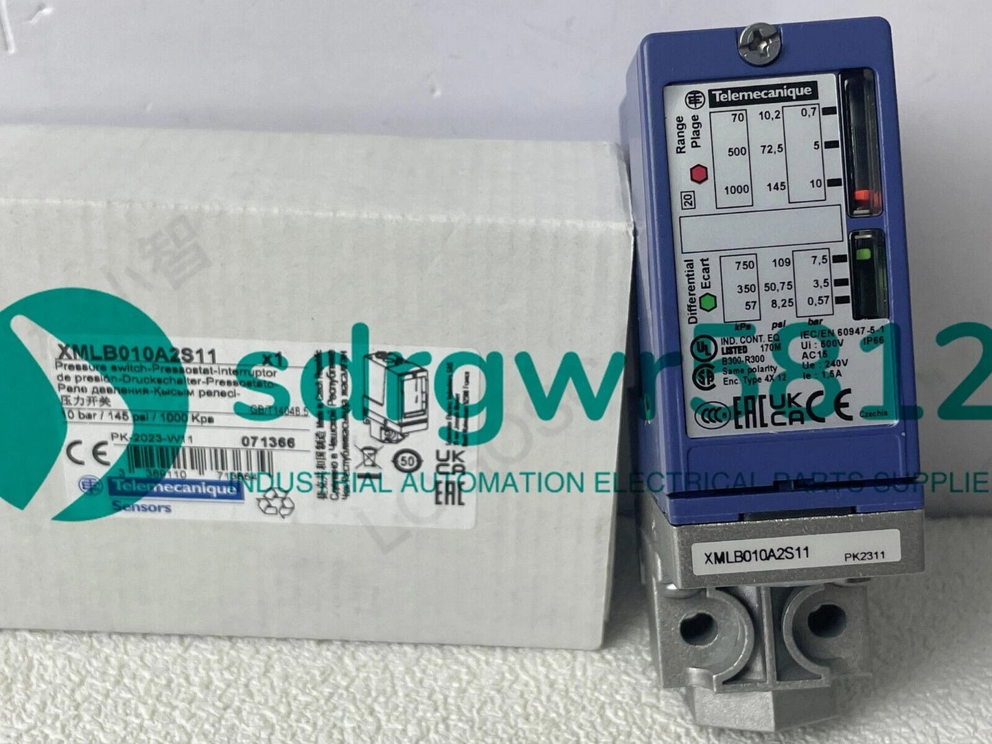 In Box Telemecanique XMLB010A2S11 Pressure Switch Fastshipping  #P