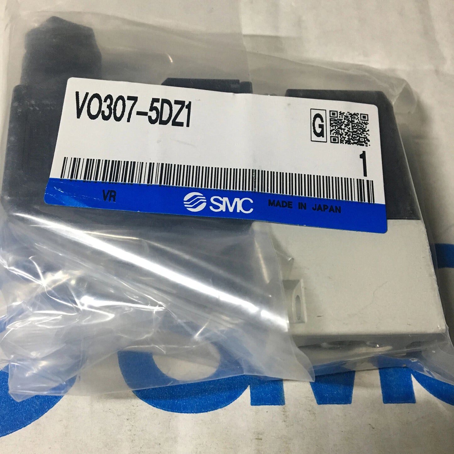 1PC  SMC solenoid valve VO307-5DZ1 FREE SHIPPING #P