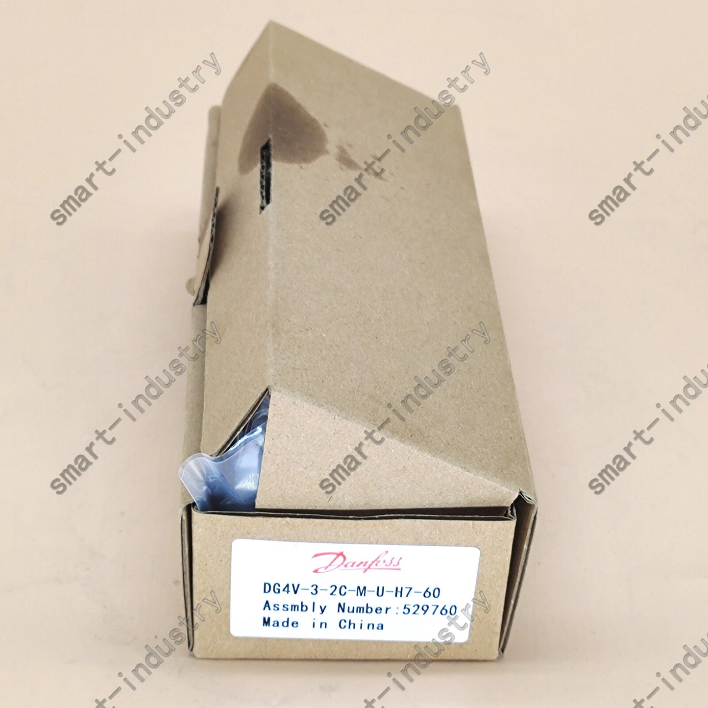 For danfoss DG4V-3-2C-M-U-H7-60 Vickers solenoid valve fast delivery