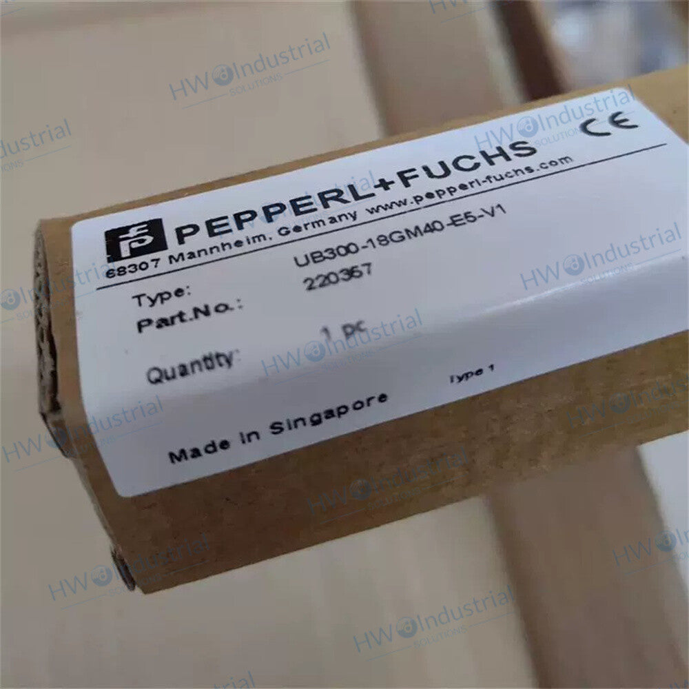 1/Piece UB300-18GM40-E5-V1 P +F Ultrasonic Sensor 220357