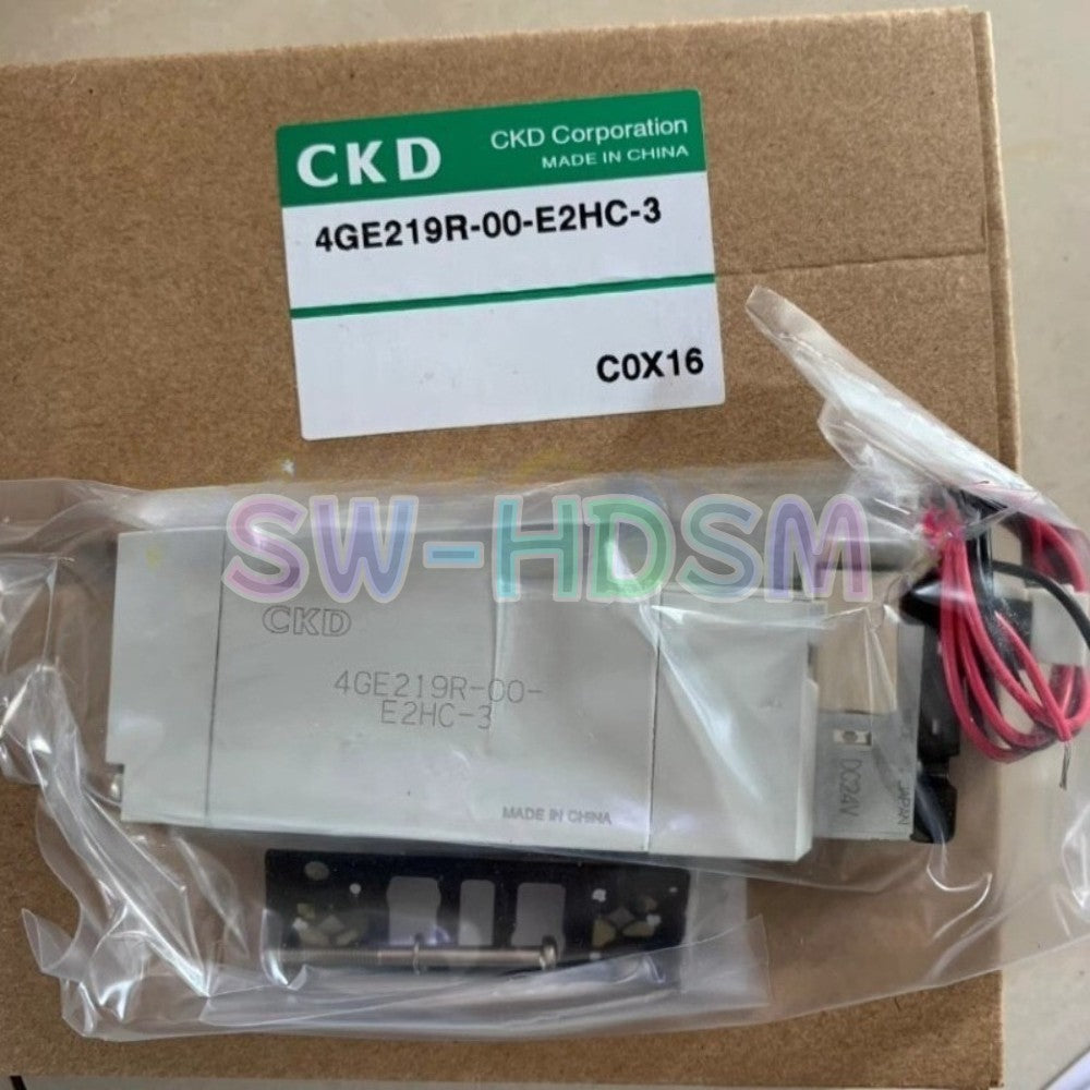 1PCS  for CKD Solenoid Valve 4GE219R-00-E2HC-3 Freight Free