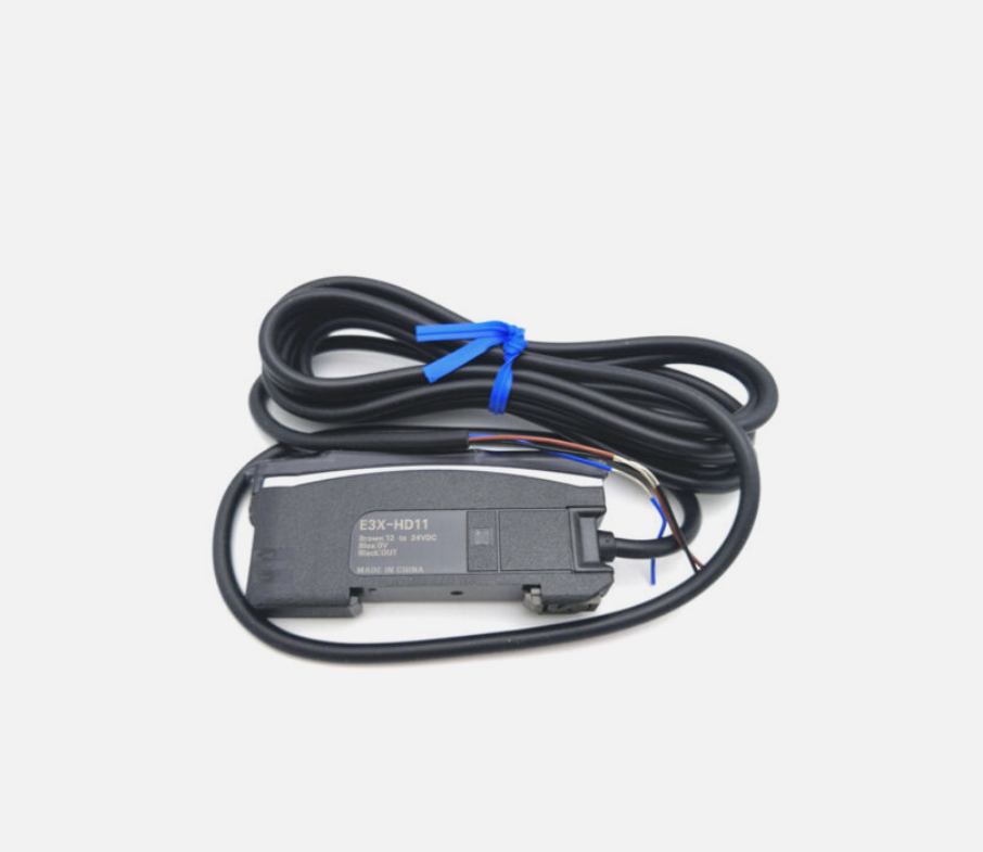 1PC Omron Fiber Optic Amplifier Photoelectric Sensor E3X-HD11 E3XHD11 12-24VDC