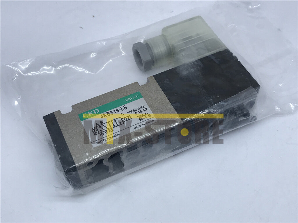 CKD Solenoid Valve 4KB319-00-LS-DC24V 1pcs  4KB319-00-LS DC24V Fast delivery