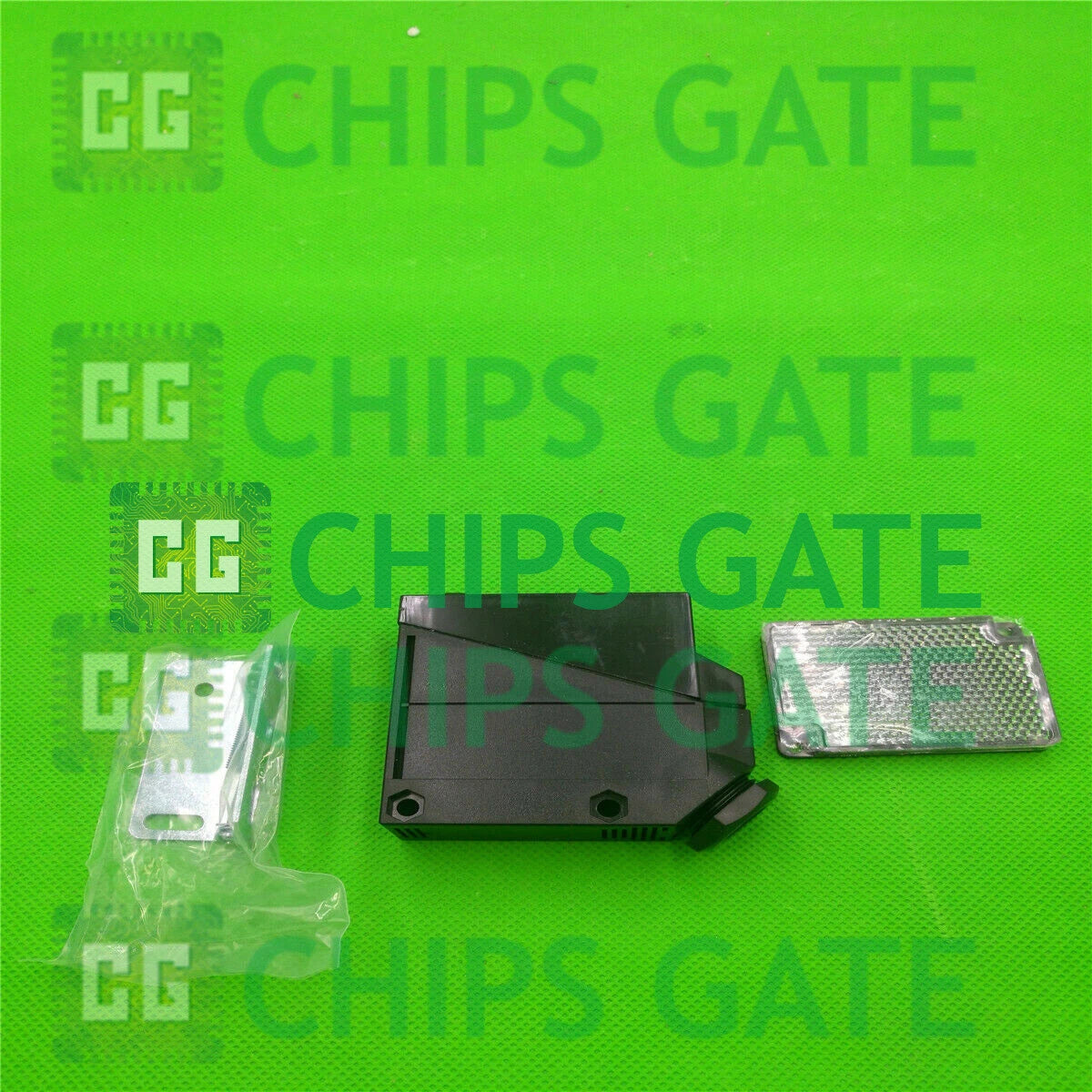 Photoelectric Switch E3JM-R4M4-G Omron E3JMR4M4G 24-240VAC/VDC #P