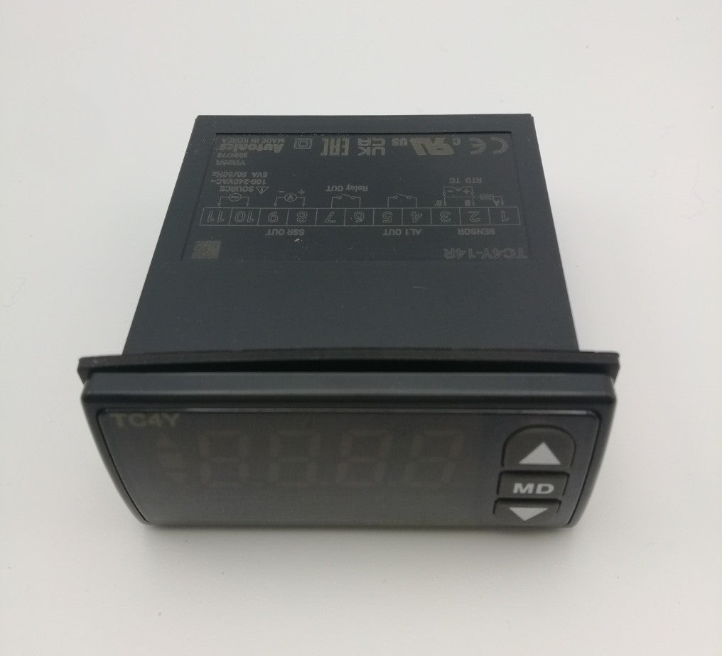 1PC  Autonics Temperature controller TC4Y-14R TC4Y14R