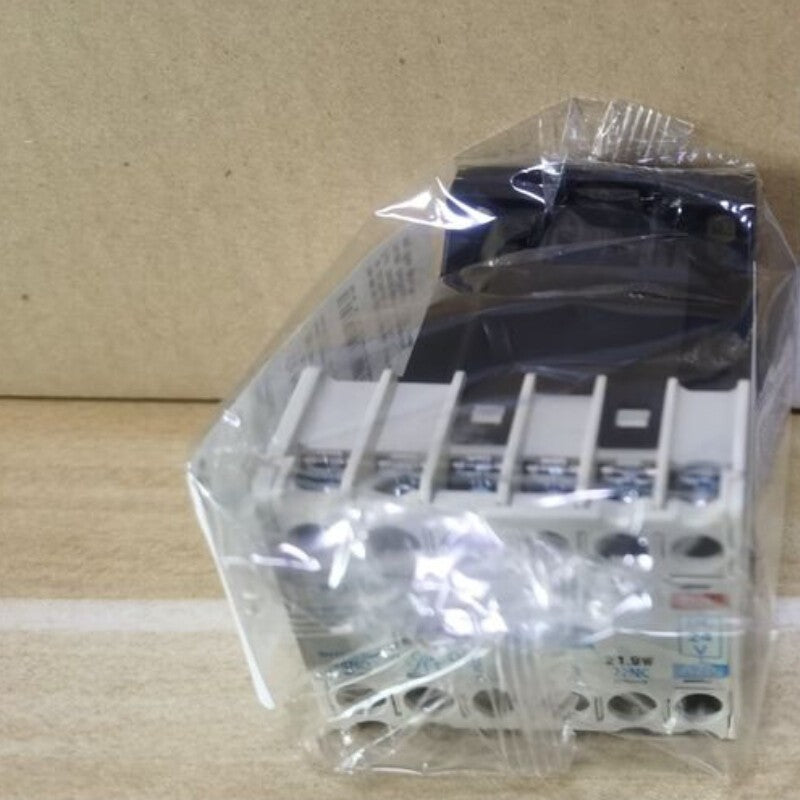 1PC For Mitsubishi SD-Q12 SDQ12 Auxiliary Contact 24VDC