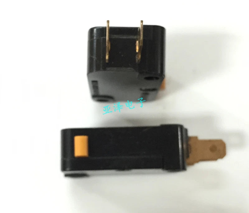 2PCS  L-2C2-2  For Micro switch 120VAC 2 -Pins