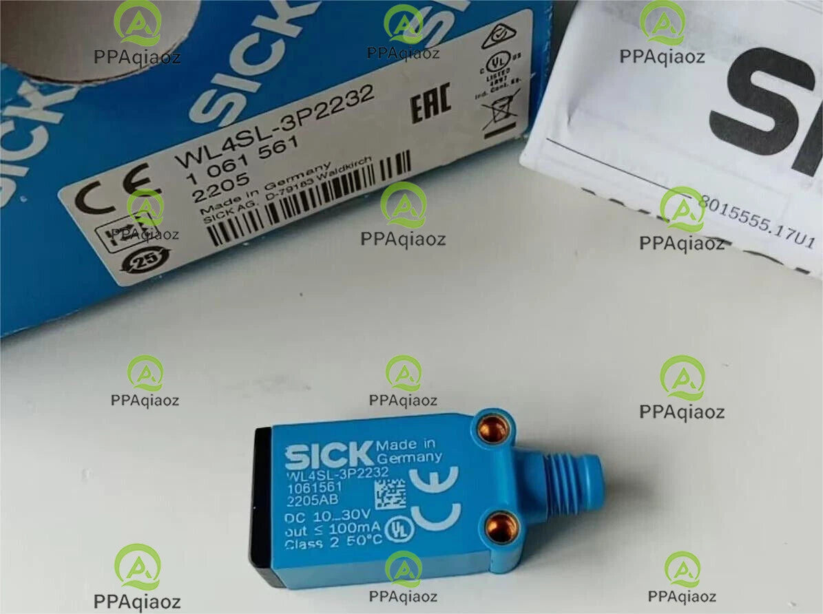 SICK   WL4SL-3P2232    1061561   10...30VDC   SENSOR .  .