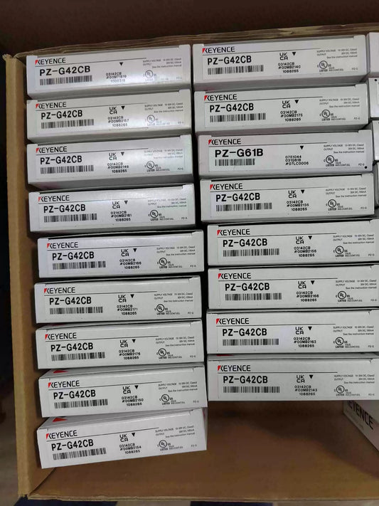 1pcs KEYENCE PZ-G42CB Photoelectric Sensor