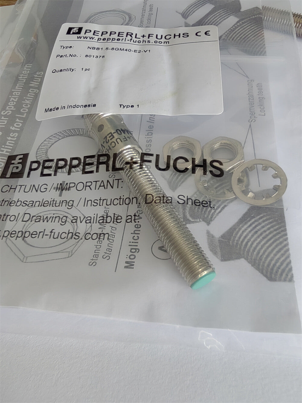1PC  For PEPPERL + FUCHS NBB1.5-8GM40-E2-V1 sensor