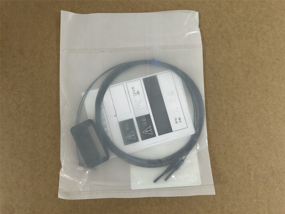 1pcs  Omron   E32-ZC31N