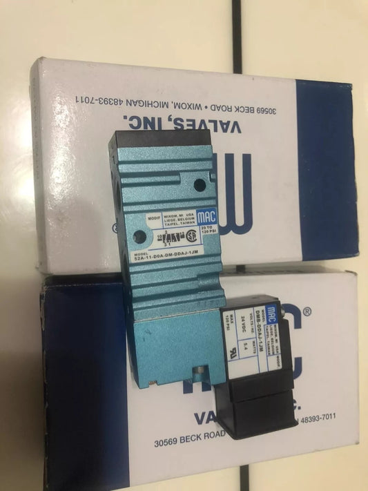 1PC  MAC solenoid valve 52A-11-D0A-DM-DDAJ-1JM