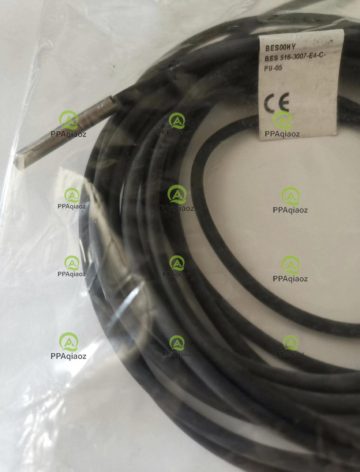 1Pcs   BALLUFF BES 516-3007-E4-C-PU-05（BES00HY） sensor Free transport