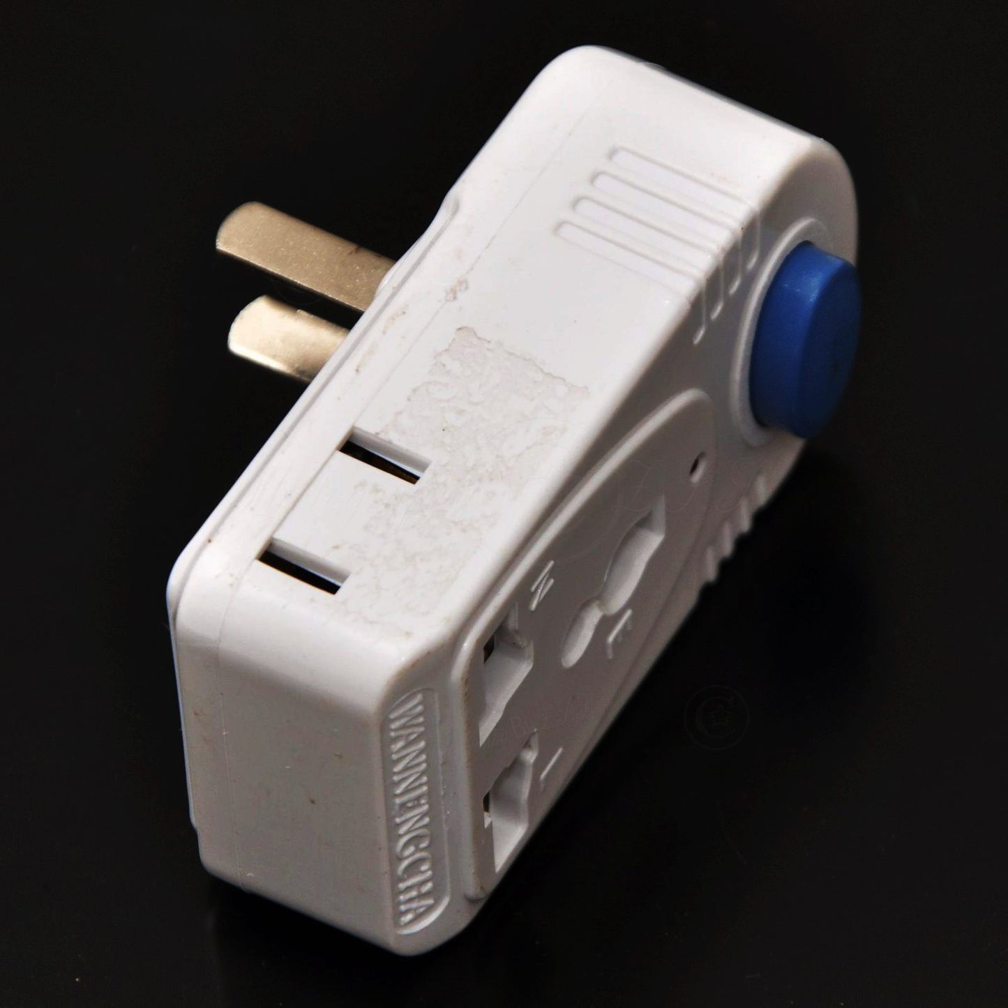 US/AU Plug 1To3 Socket Outlet Converter For Electric Fan Sleep Breeze Slow Down