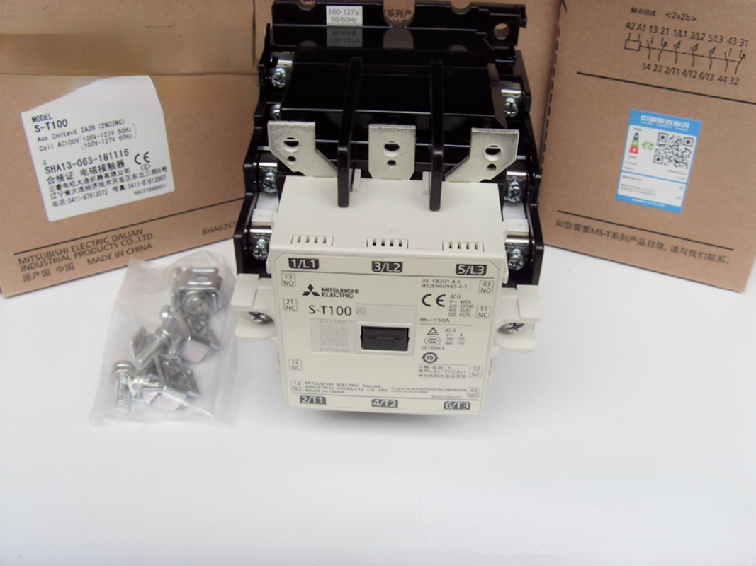 1pcs Mitsubishi Contactor S-T100 AC100V 2A2B C 1110015619