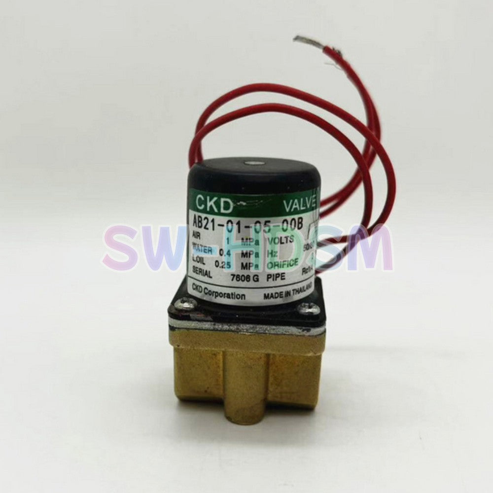 1PCS  for CKD Solenoid Valve AB21-01-5-00B-AC100V Freight Free