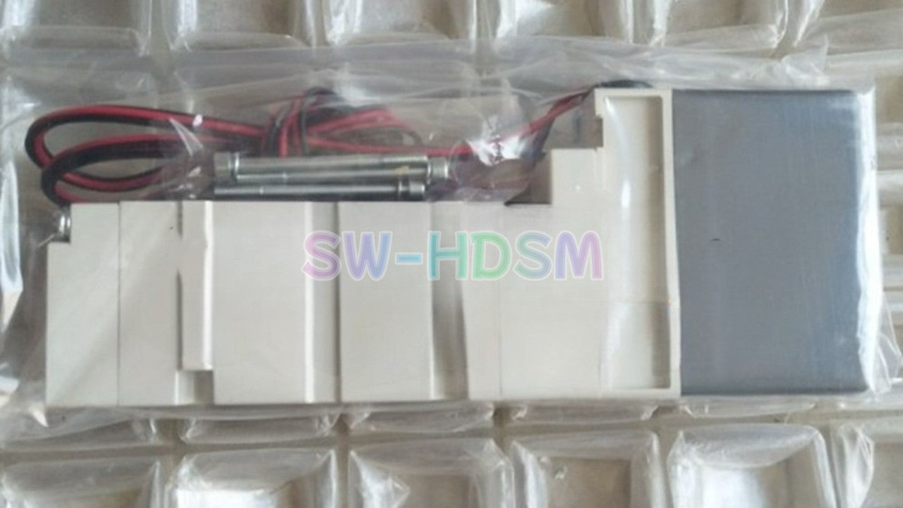 1PCS  SMC VQ4251-5GB Solenoid Valve Freight Free