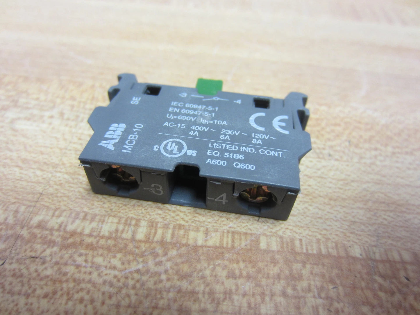 10PCS  ABB MCB-10 1NO contact block #P