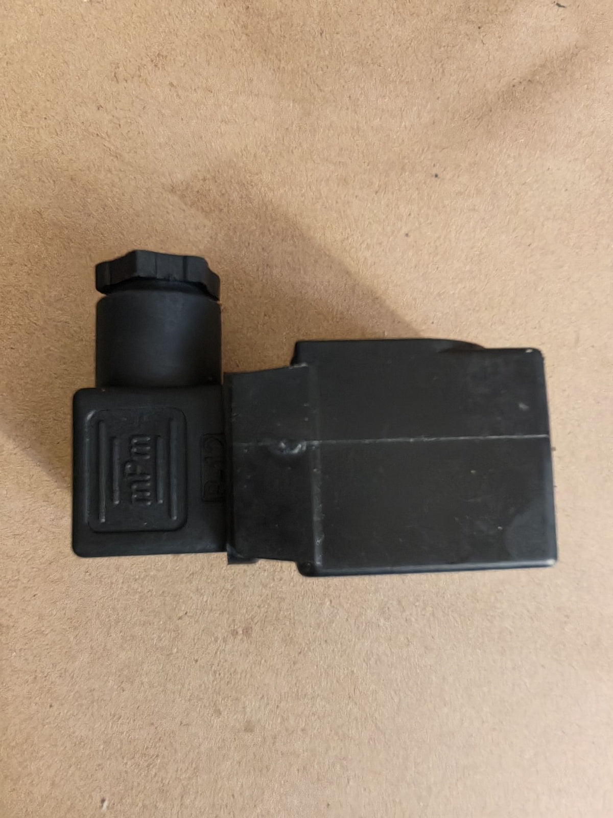 Castel Type HM2 Solenoid Valve Coil 220V 50-60HZ 8W KD