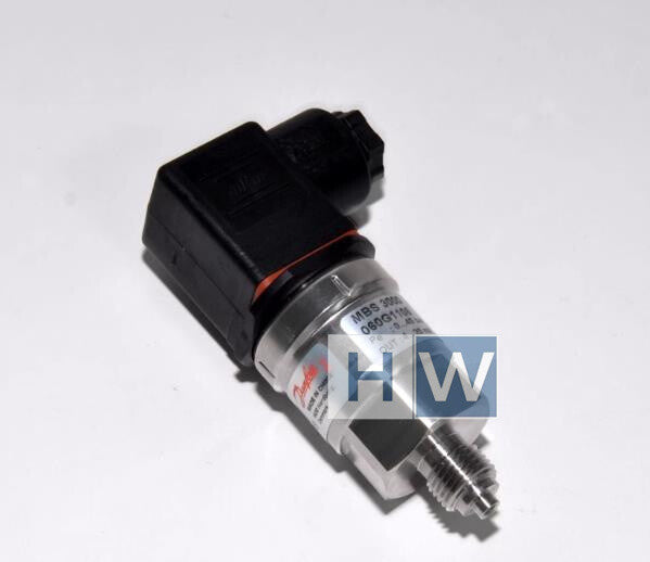 1pc  Danfoss MBS3000 0-40bar Pressure Transmitter Sensor 060G1105