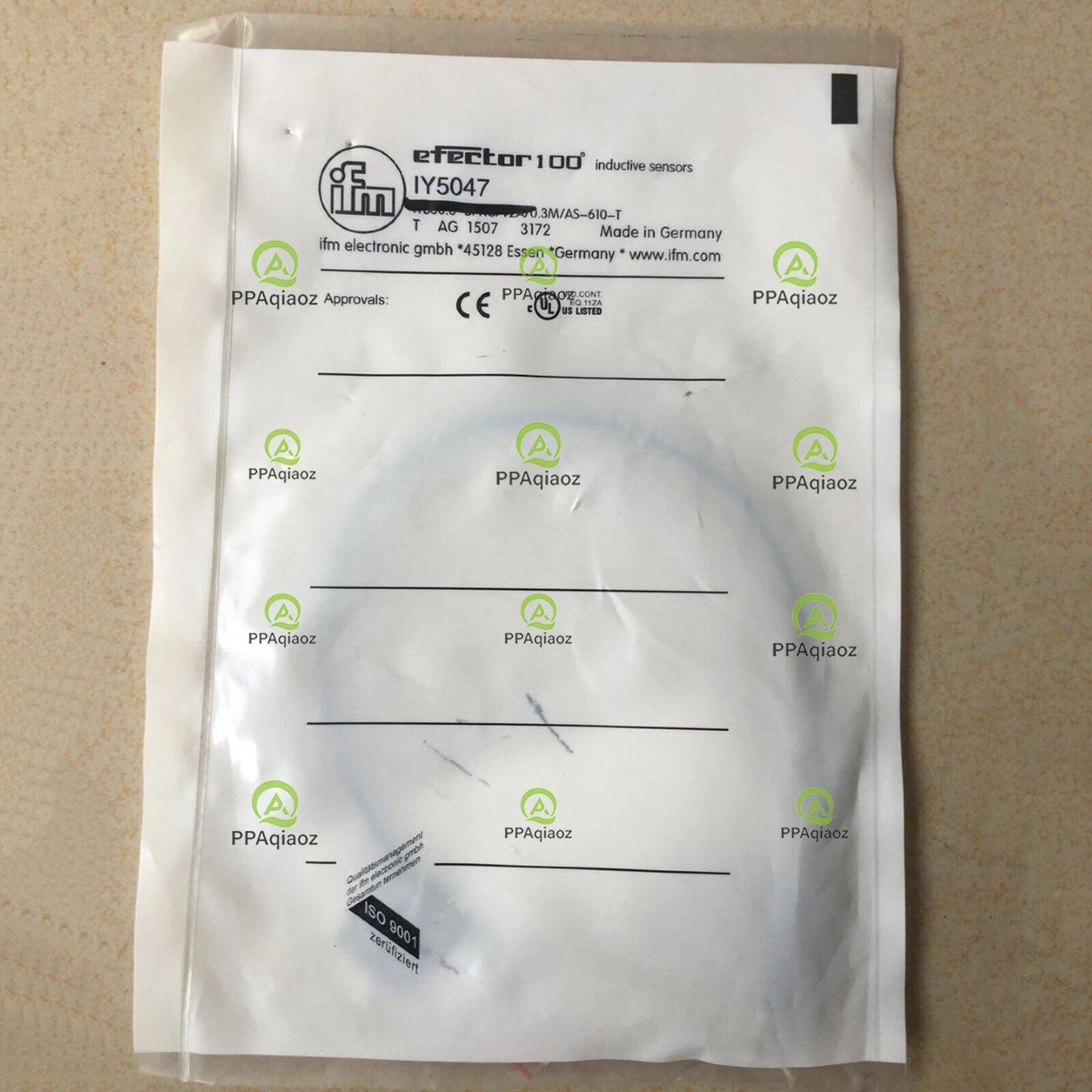 1PC  IFM IY5047 Photoelectric Sensor Free Shipping