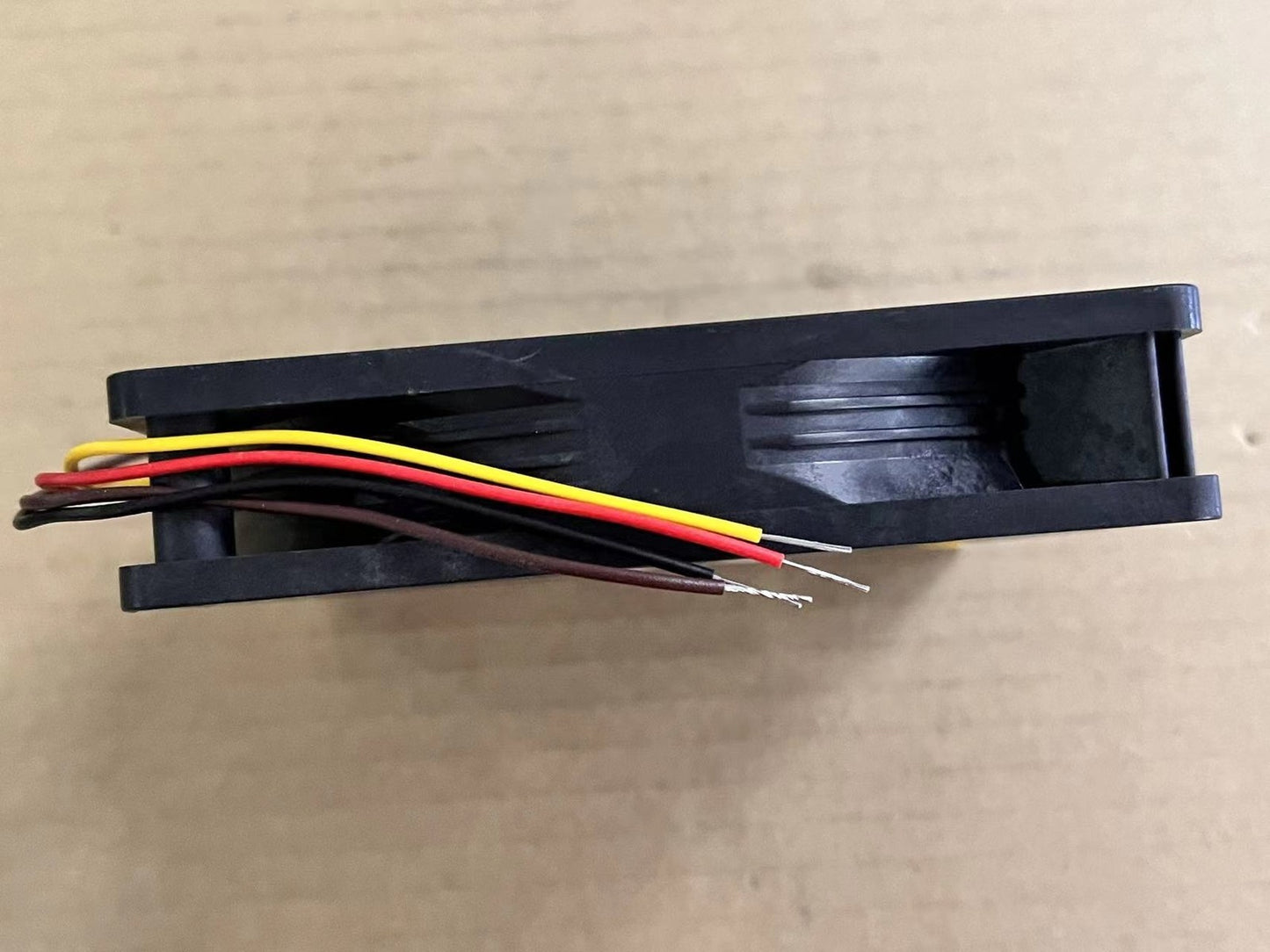 1pc 24v 0.84A 4-wire model: 9GV1224P4G01 cooling fan