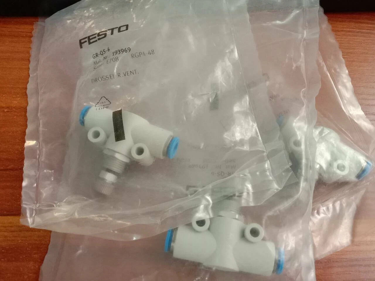 1PC    FESTO  GR-QS-6 (193969) #P